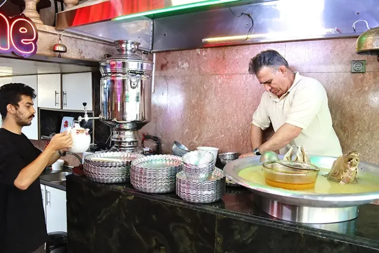 طباخی شیرازی